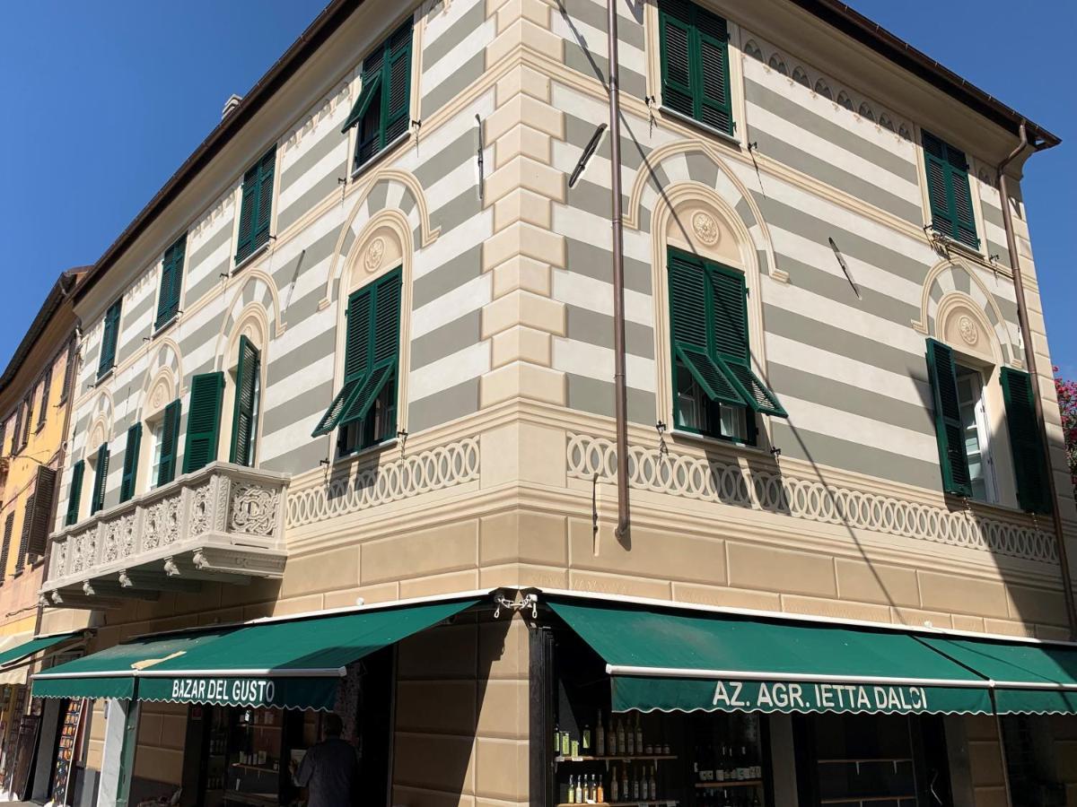 Affittacamere Stella Di Mare Levanto Bagian luar foto